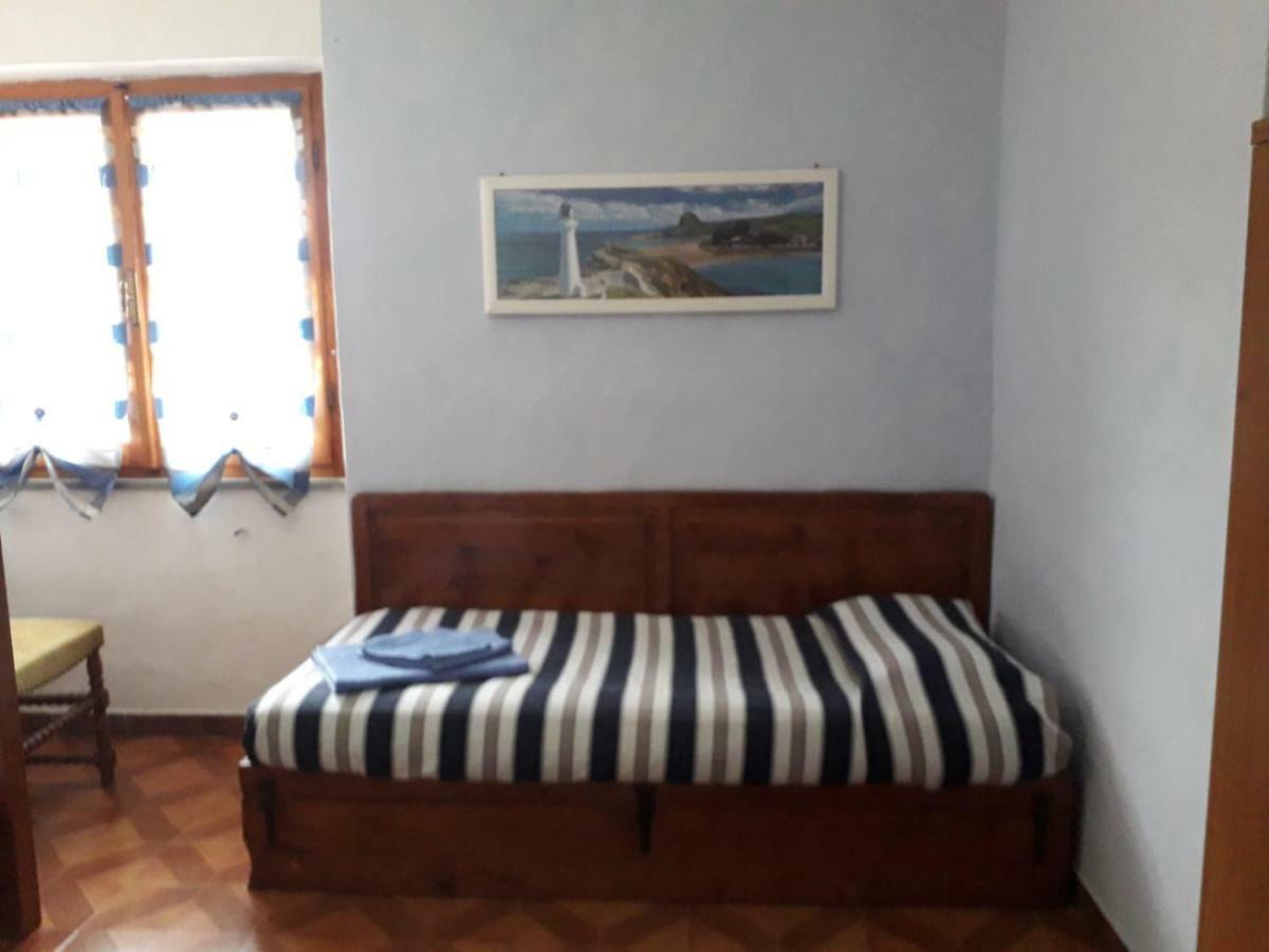 Ferienhaus La Casa Di Teresa-villetta A 50 Mt Dal Mare *